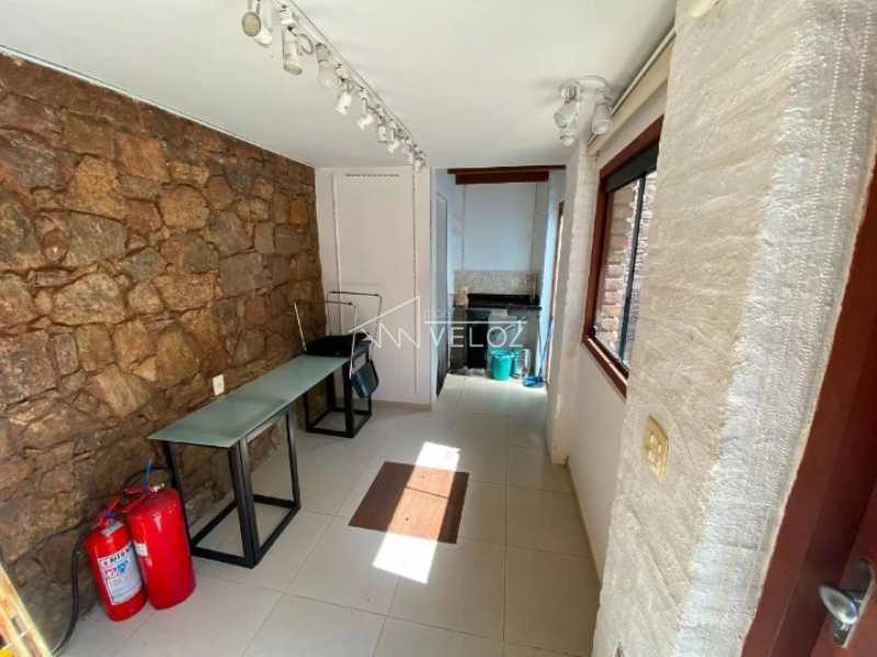 Casa de Vila - Triplex / Residencial / Laranjeiras