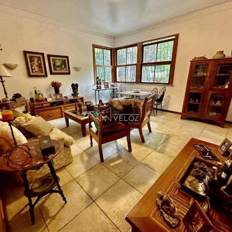 Apartamento em Lagoa