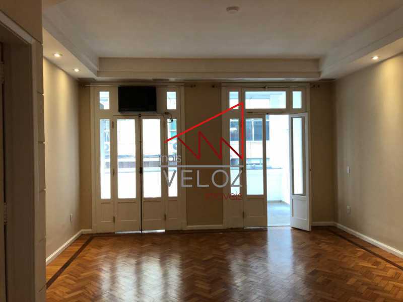 Apartamento - / Residencial / Flamengo