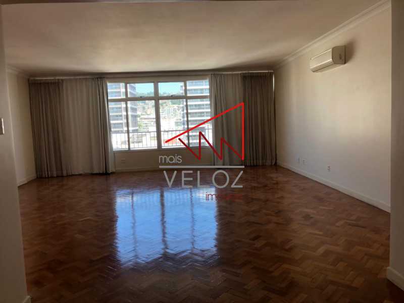 Apartamento em Flamengo