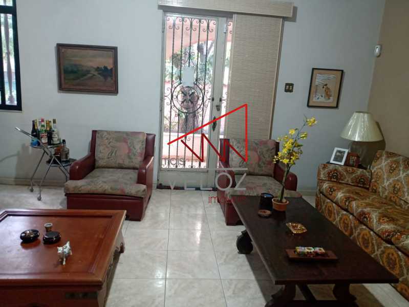 Casa de rua - Duplex / Residencial / Laranjeiras