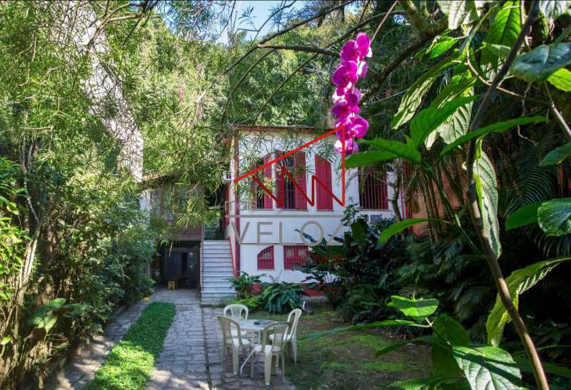 Casa de rua em Cosme Velho