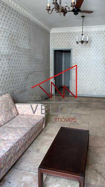 Apartamento em Leme