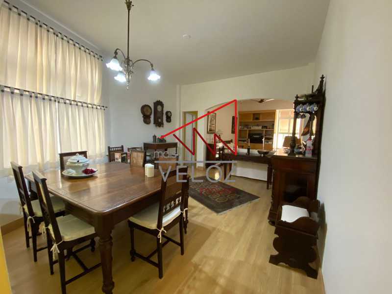 Apartamento em Laranjeiras