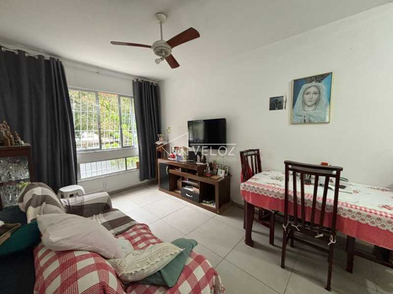 Apartamento em Laranjeiras