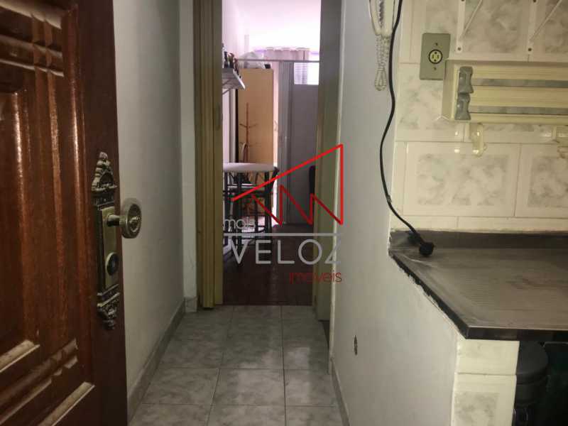 Kitnet/Conjugado - / Residencial / Flamengo