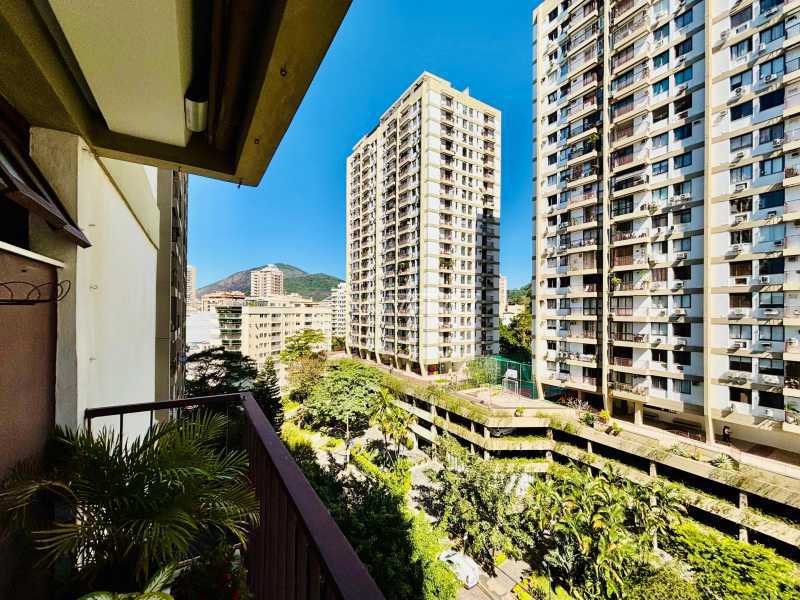 Apartamento - / Residencial / Botafogo