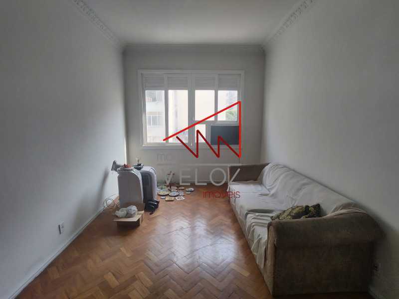 Apartamento - / Residencial / Copacabana