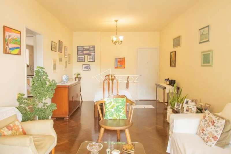 Apartamento em Cosme Velho