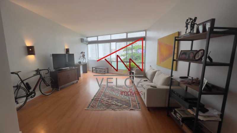 Apartamento em Leblon