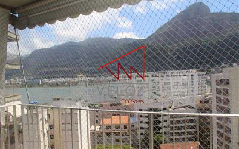 Apartamento em Lagoa