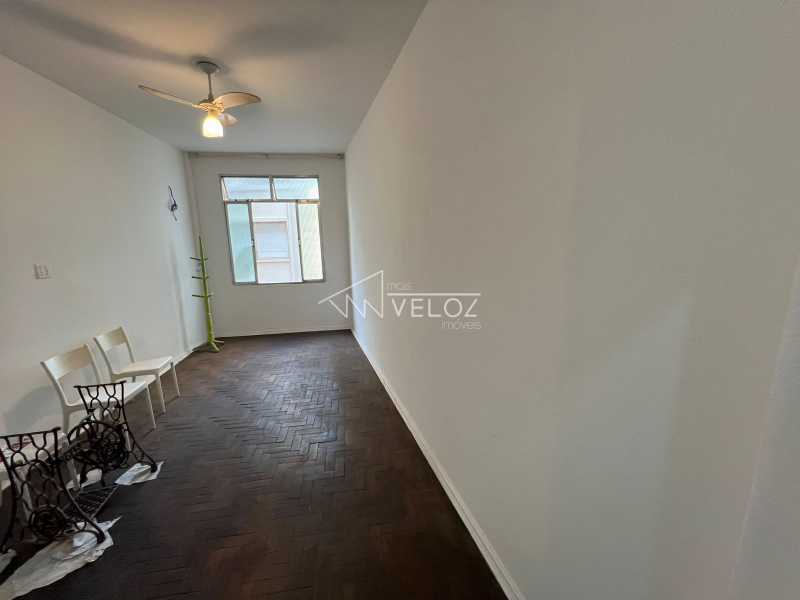 Apartamento - / Residencial / Centro