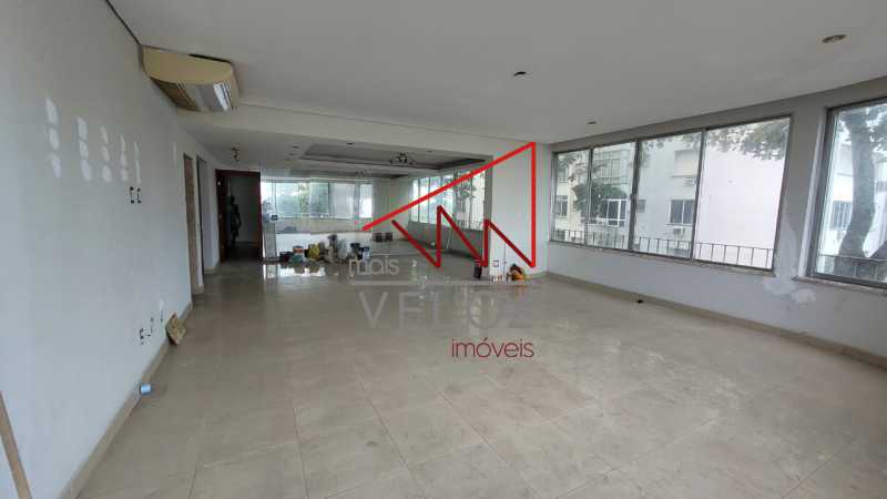 Maravilhoso e gigante apartamento na Av. Atlântica