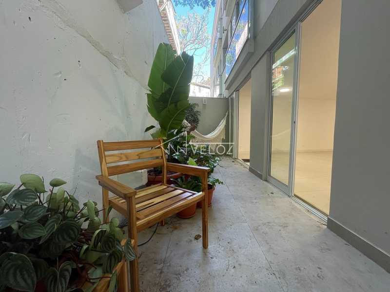 Apartamento - / Residencial / Laranjeiras