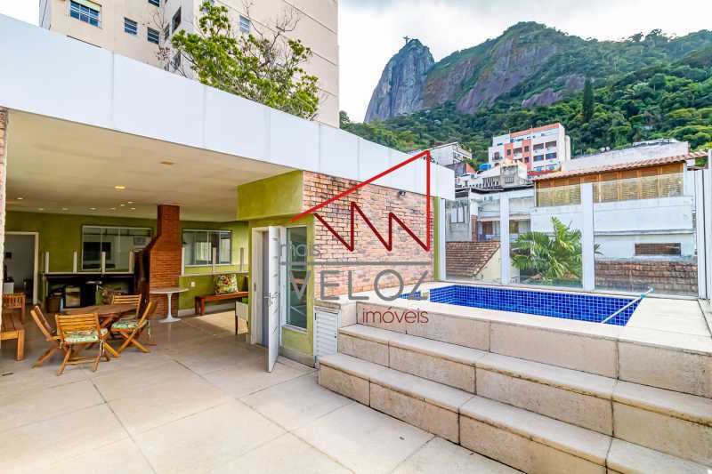 Casa de Vila - Triplex / Residencial / Humaitá