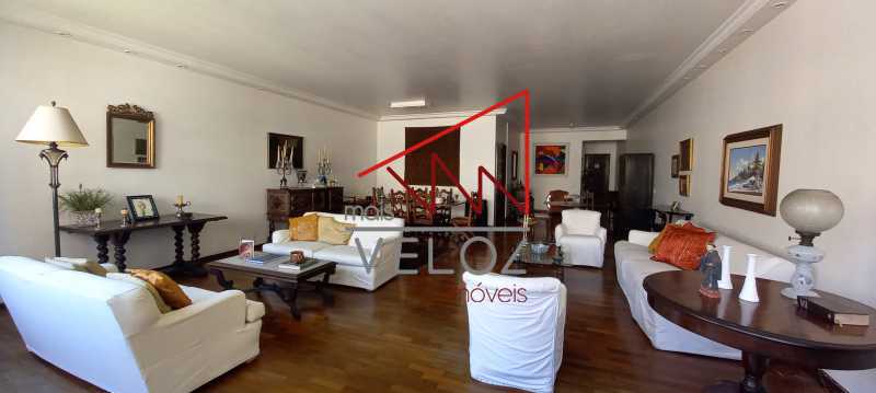 Apartamento - / Residencial / Copacabana