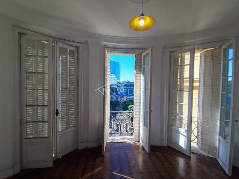 Sala - / Comercial / Centro