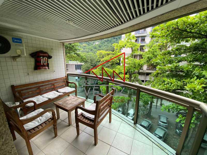 Apartamento - Padrão / Residencial / Lagoa