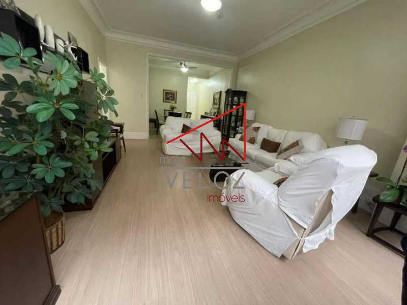 Apartamento - / Residencial / Copacabana