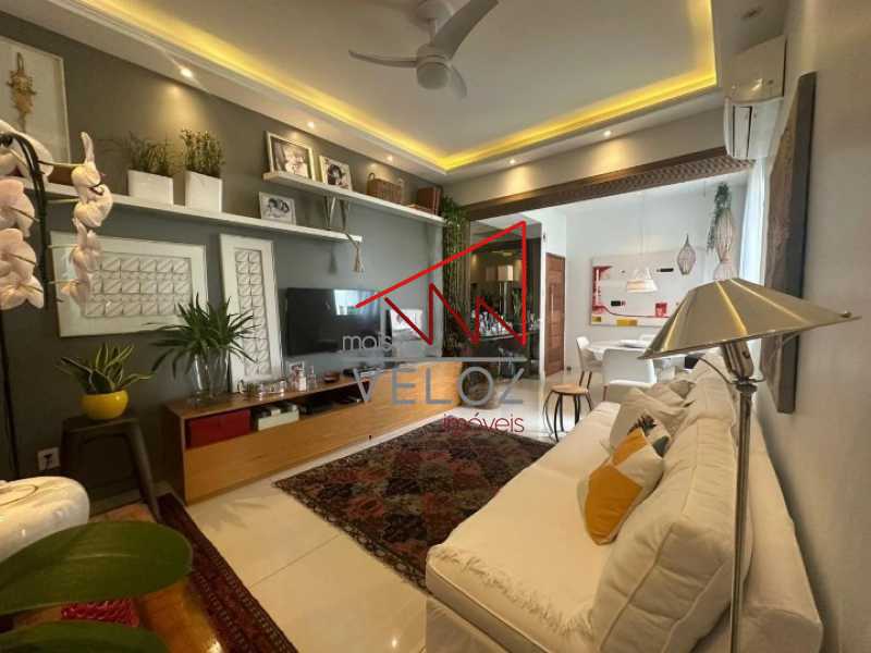Apartamento - / Residencial / Flamengo