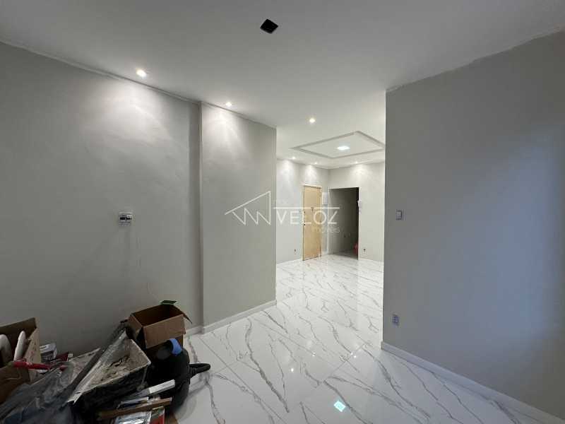Apartamento - / Residencial / Centro