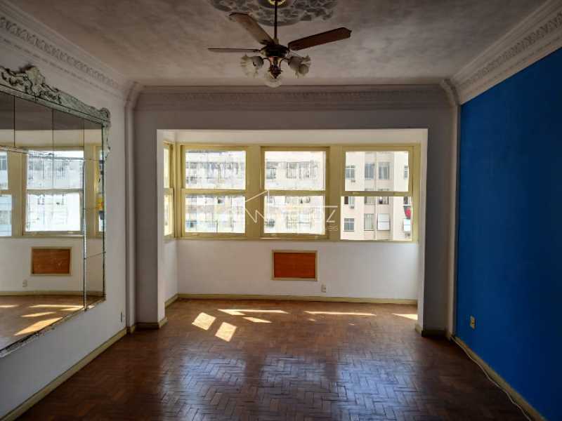Apartamento - Padrão / Residencial / Centro