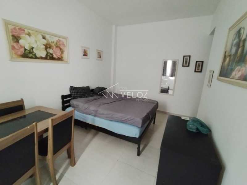 Kitnet/Conjugado - / Residencial / Centro