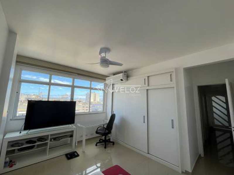 Apartamento - / Residencial / Copacabana