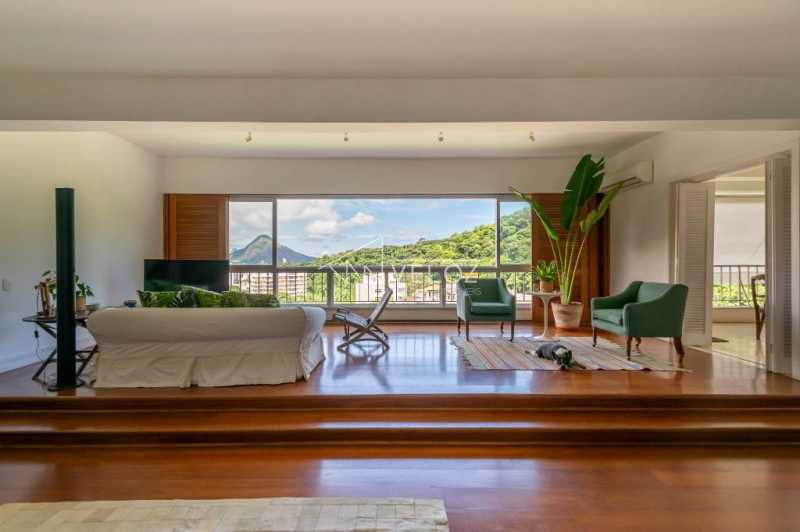 Apartamento - Padrão / Residencial / Gávea
