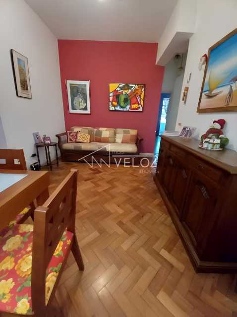Apartamento - Padrão / Residencial / Glória