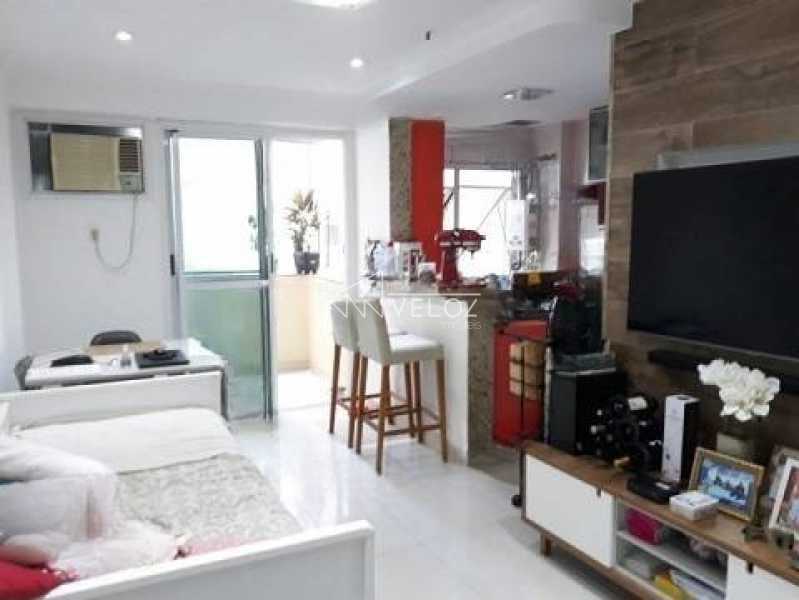Flat - / Residencial / Lagoa