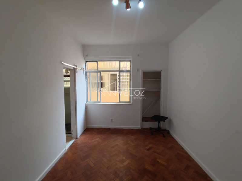 Apartamento em Glória