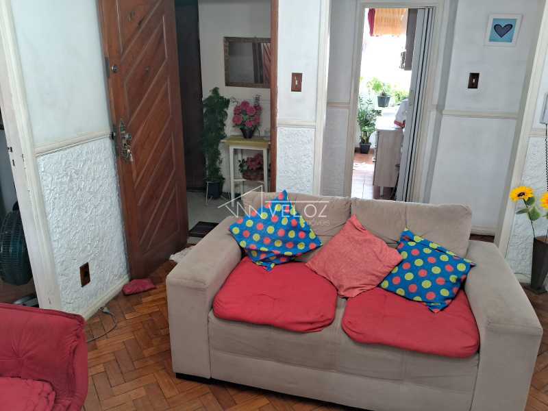 Apartamento - / Residencial / Centro