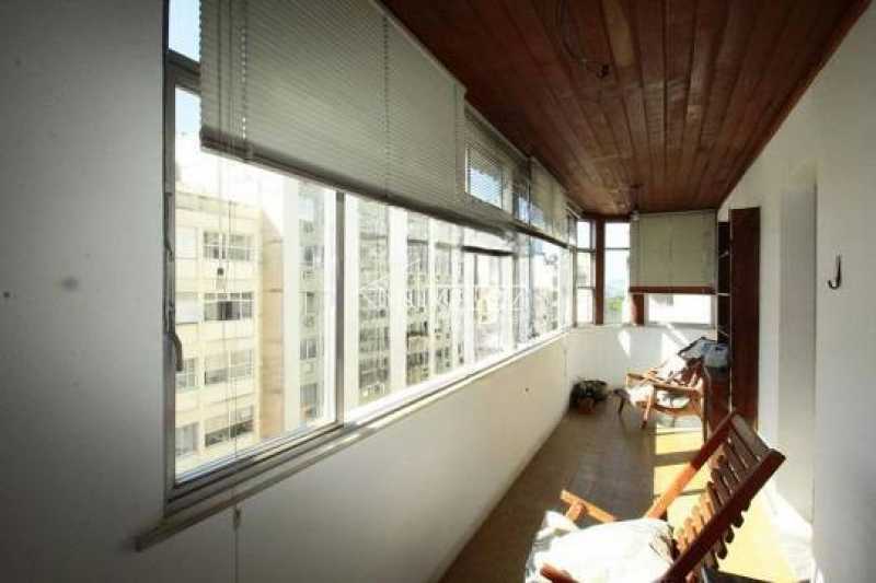 Apartamento - / Residencial / Glória