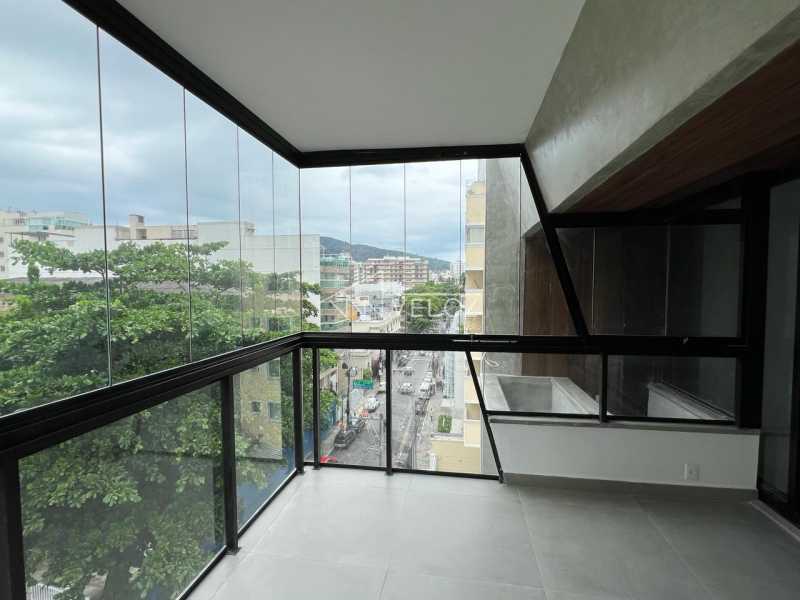 Apartamento - / Residencial / Botafogo