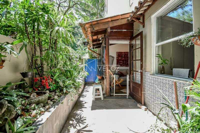 Apartamento - / Residencial / Santa Teresa