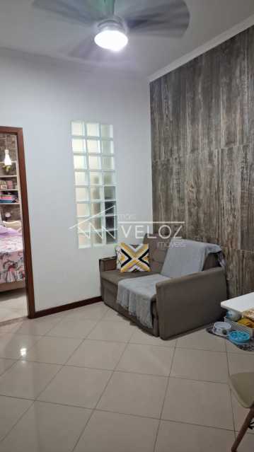 Kitnet/Conjugado - / Residencial / Centro