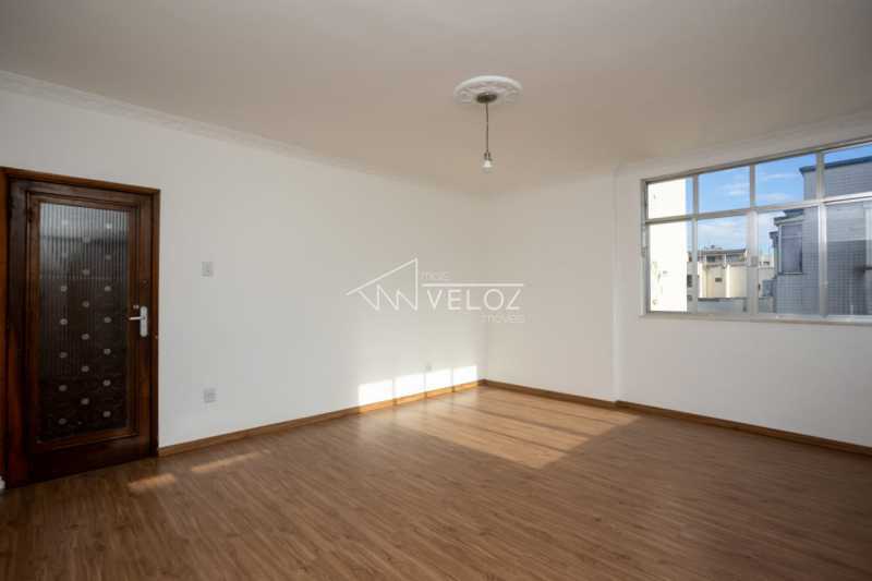 Cobertura - Linear / Residencial / Maracanã