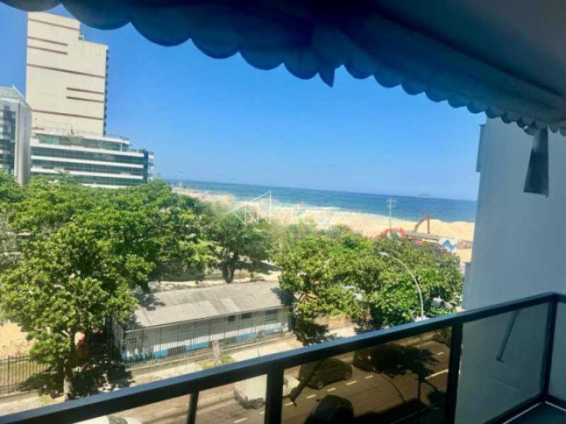 Apartamento - / Residencial / Leblon