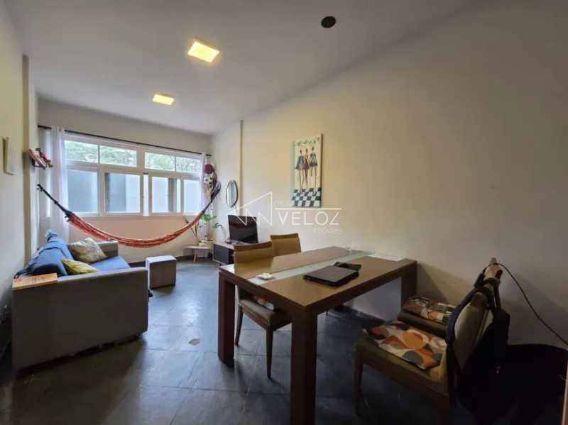 Apartamento - / Residencial / Botafogo