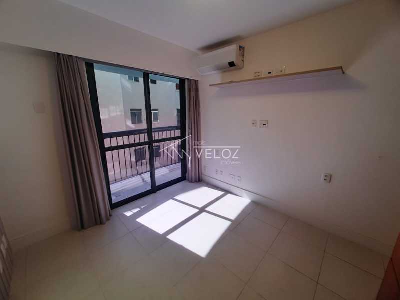 Flat - / Residencial / Laranjeiras