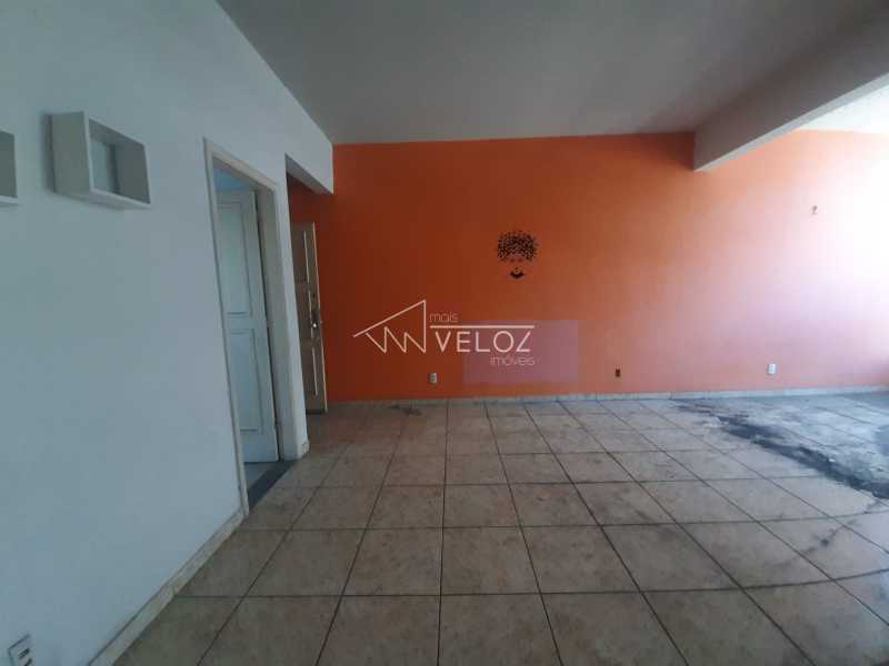 Apartamento - / Residencial / Glória