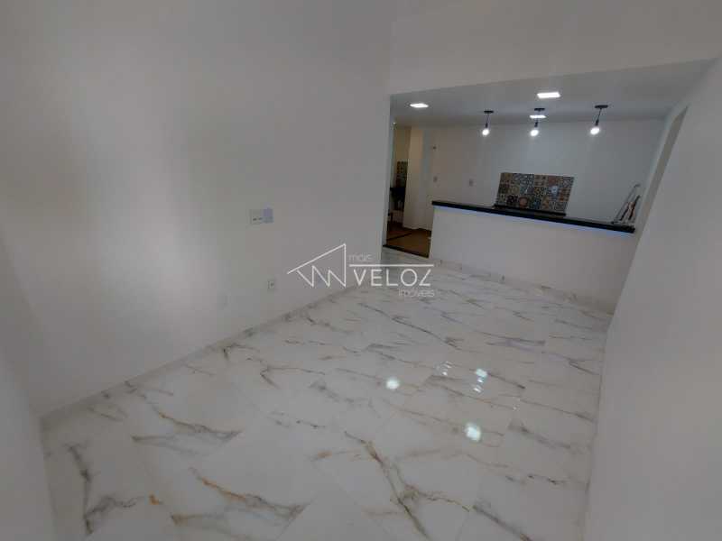 Apartamento - / Residencial / Centro