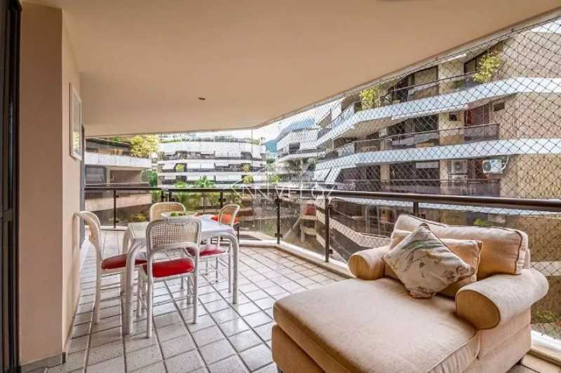 Apartamento - Padrão / Residencial / Lagoa