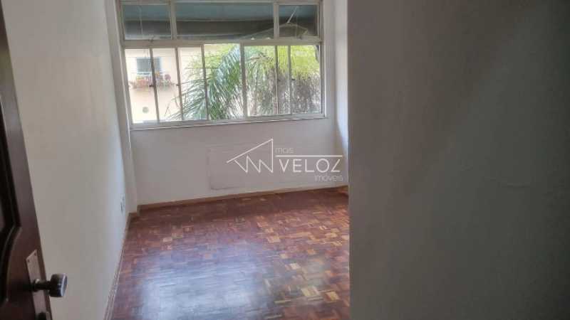 Apartamento - / Residencial / Centro
