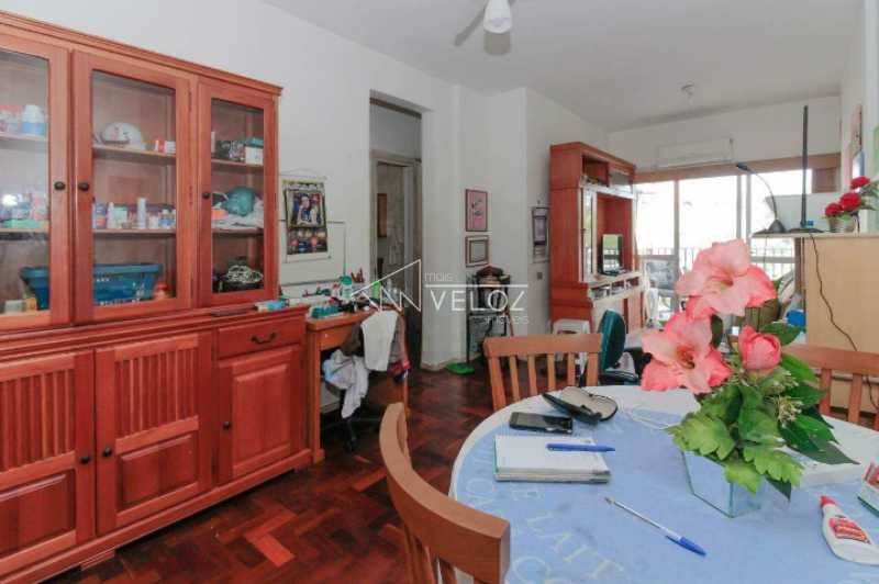 Apartamento - / Residencial / Centro