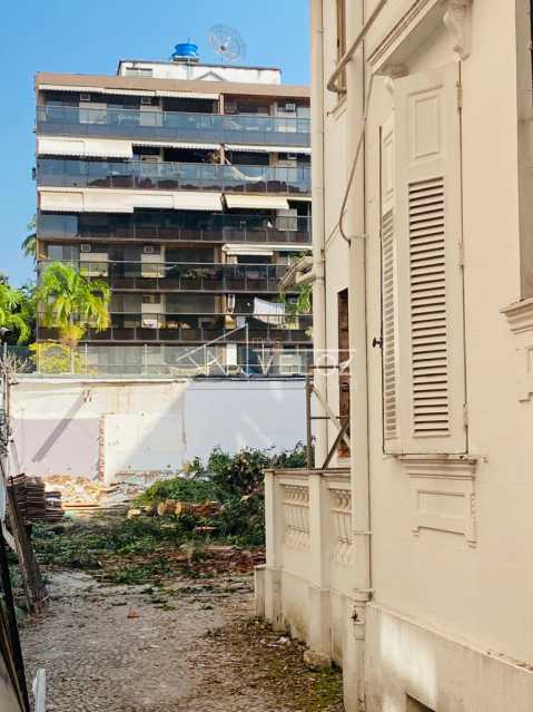 Apartamento com Área Privativa - / Residencial / Botafogo