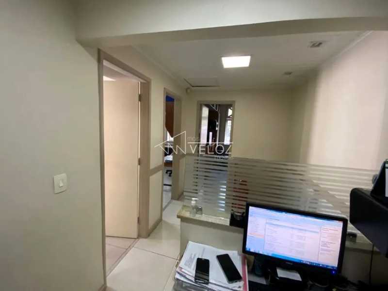 Casa de rua - Duplex / Residencial / Botafogo