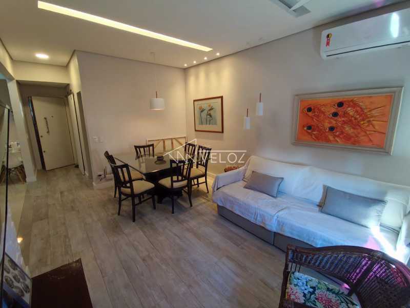 Apartamento - Padrão / Residencial / Centro