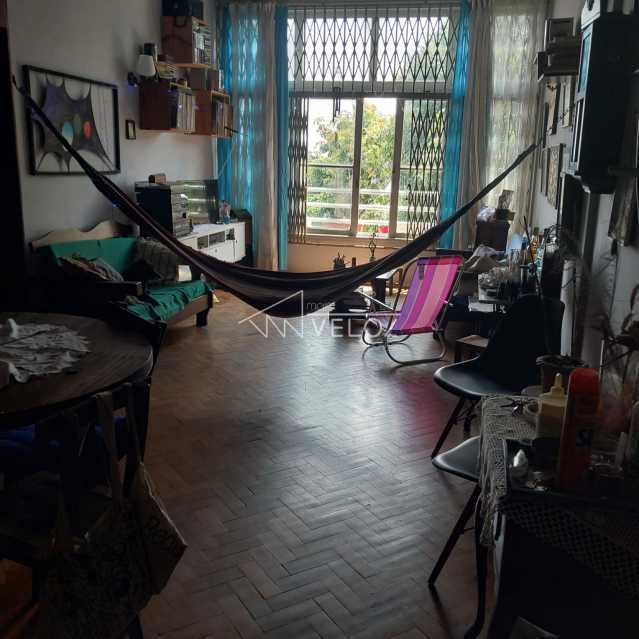 Apartamento - / Residencial / Santa Teresa